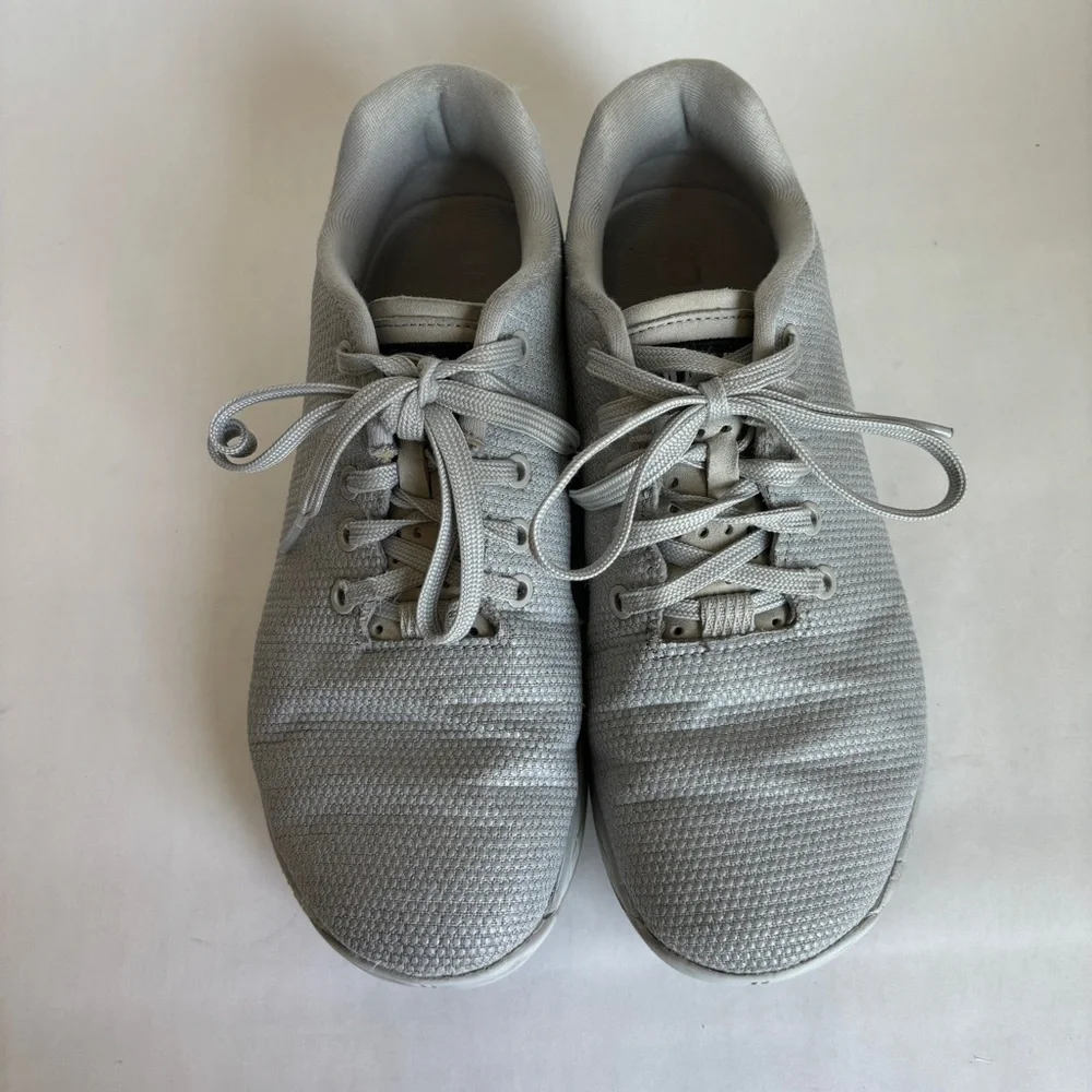 NOBULL casual athletic lace up Trainer Gray Sneakers Shoes size women 10 men 8.5